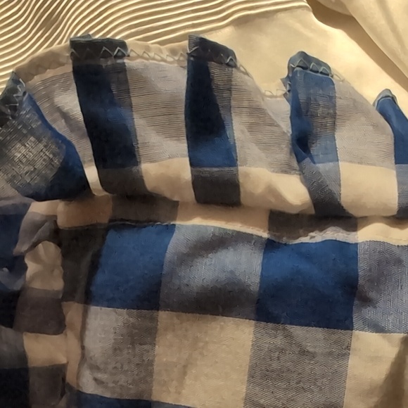 Vintage hand-stitched pillow with beautiful ruffles and little pearls - Picture 4 of 4